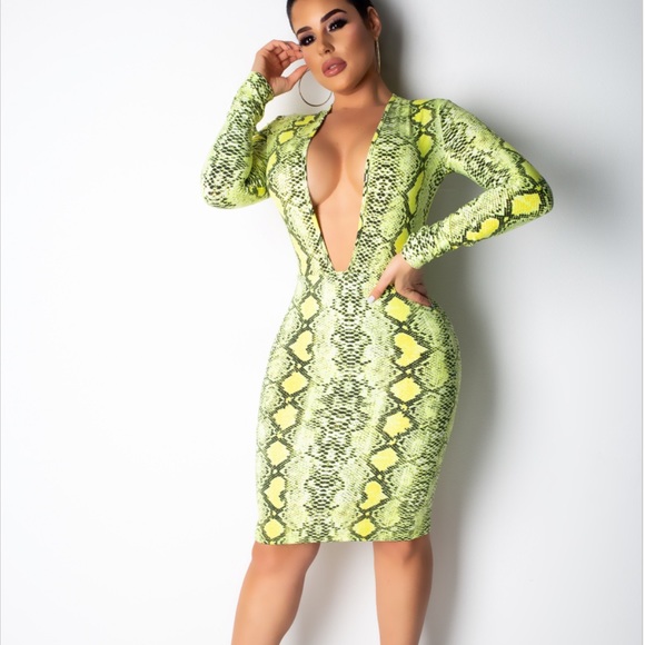 noodle strap tank top